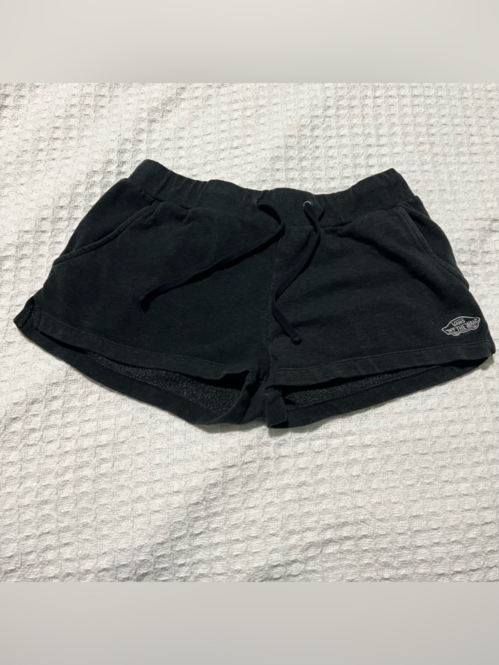 Vans Off The Wall Women’s Logo Sweat Shorts Size Medium Black Cotton Blend